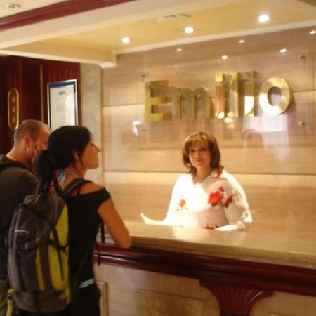 Emilio Hotel Luxor Kültér fotó
