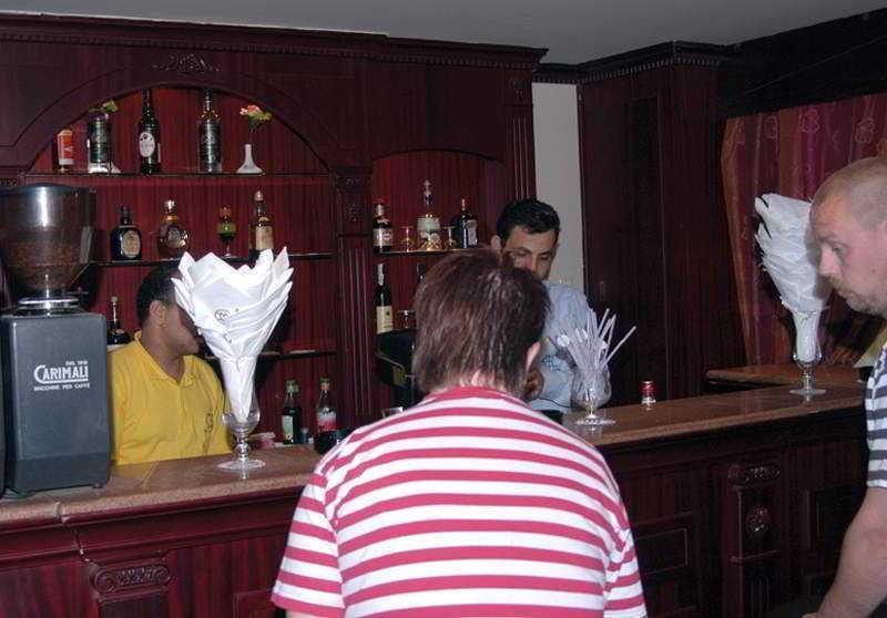 Emilio Hotel Luxor Kültér fotó
